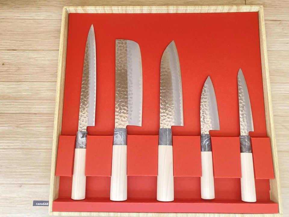 Yaxell SEKI TOBEI 30059 Knife 5 Set Sashimi Nakiri Santoku Small Deba Paring - Image 1 of 4