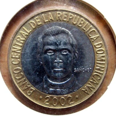 DOMINICAN REPUBLIC - 5 PESOS 2002 BI-METALIC UNC KM# 89, SANCHEZ - Image 1 of 2