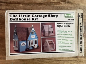 Kit casa delle bambole vintage 1985 Greenleaf The Little Cottage Shop fai da te #8024 NO scatola sigillata - Foto 1 di 6
