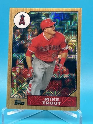 2017 Topps Silver Pack 1987 Design Chrome Mike Trout #87-MT - Image 1 of 2