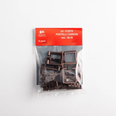 Amati AM4132-18 Portelli per cannoni 18x18 mm (10 pz) modellismo - Immagine 1 di 4
