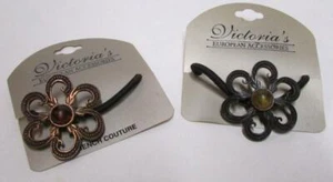 Victoria's European Accessoires 2er Set Haarbänder Blütenblätter Neu Sonstige - Bild 1 von 2