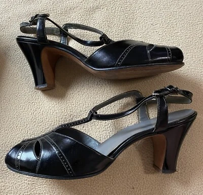 De colección The United States Shoe Co Negro Plataforma PeepToe T-Strap Tacones Talla 8B Foto 1 de 4