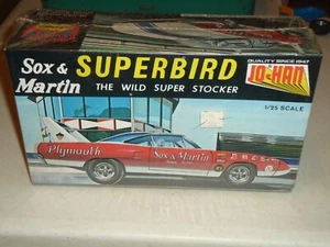 1/25 JOHAN SOX AND MARTIN PLYMOUTH SUPERBIRD MODEL KIT SEALED ORIGINAL - Picture 1 of 4
