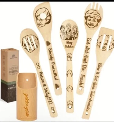 Juego de cuchara de madera de tamaño completo inspirado en niñas doradas y utensilios de soporte ¡Dichos divertidos! Foto 1 de 4