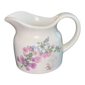 Jarra vintage redonda Gravy Boat Cape May PFALTZGRAFF rosa floral pajarera - Imagen 1 de 5