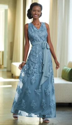 Size 10 Ashro Seafoam Blue Green Formal Wedding Cocktail Party Shala Lace Gown - Image 1 of 4