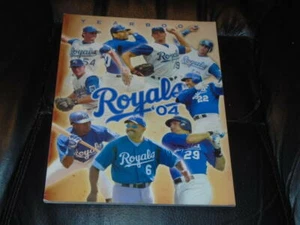 2004 KANSAS CITY ROYALS OFFICIAL BASEBALL YEARBOOK NEAR MINT - Picture 1 of 1