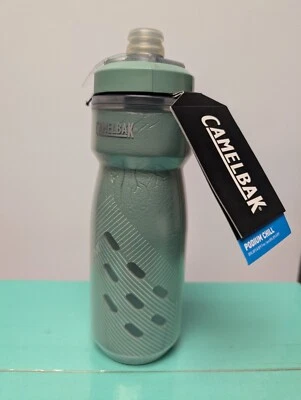 Botella de agua aislada CamelBak Podium Chill 21 oz verde claro SAGE **NUEVA** Foto 1 de 2