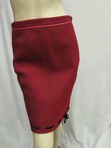 LOUIS VUITTON NWOT Red Black WOOL SKIRT SZ 40 FRANCE - Picture 1 of 8