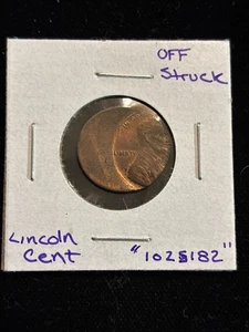 Off Stuck Lincoln Cent Error Circulated “1025182”  Lincoln Memorial Penny 1C - Picture 1 of 24