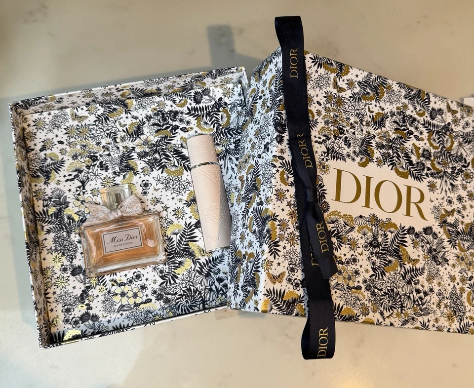 CHRISTIAN DIOR S.A. Miss Dior Eau De Parfum Gift Set 50ml Eau De Parfum + 10ml Refill Travel Spray.