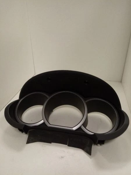 Suzuki Grand Vitara 2006 2007 2008 velocímetro moldura/bisel OEM  Foto 1 de 4