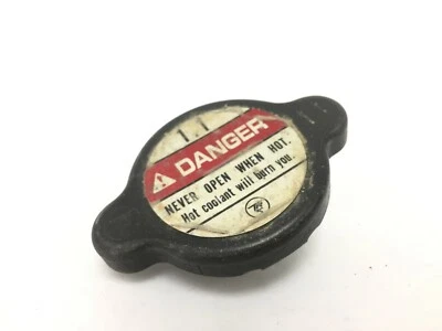Honda XR650R CB900F TRX500 VFR800 FSC600 RVT1000R RC51 OEM Radiator Cap 1.1 - Image 1 of 2