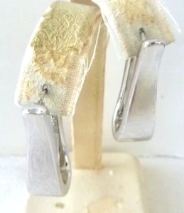 MILOR 14K White Gold Oblong Asymmetrical Hoop 1.5" Earrings 6.6gr Pierced - Picture 1 of 5