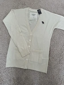 NWT Abercrombie & Fitch 100%Cashmere V-neck Cardigan Cream Womens Size Medium - Picture 1 of 6