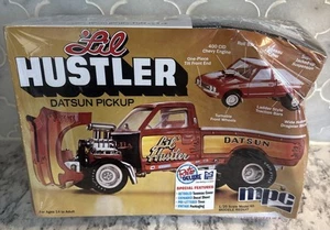 MPC 1975 Datsun Pickup Li'l Hustler 1/25 MPC982 Plastics Car/Truck 1/24-1/25 - Bild 1 von 6