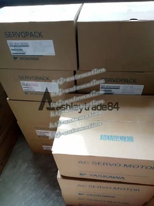 1PC NEW Yaskawa servo Motor SGMPS-04ACA41 - Picture 1 of 1