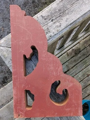 Ménsula Borgoña Ornamentada Una Pieza Madera Salvamento Arquitectónico Abt 16"x10"x2" Foto 1 de 4