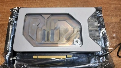 NVIDIA GeForce RTX 3090 F.E 24GB GDDR6 Graphics Card Water Blocked PARTS READ - Image 1 of 4