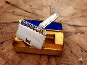 GEM 1912 Short Handle VTG Single Edge Safety Razor - Picture 1 of 9