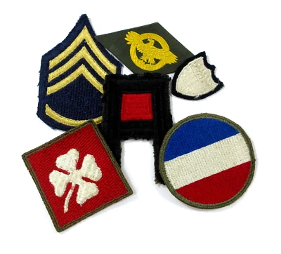 WWII Korean War US Army Patches 1st 4th Honorable Discharge Emblem Ruptured Duck - Image 1 of 4