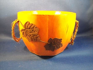 *AVON SPICED PUMPKIN DECORATIVE WOODEN BOWL  4" HIGH  MADE IN CHINA - Picture 1 of 4