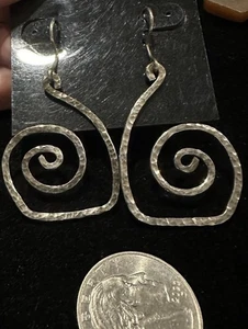 Unusual 925 Brutalist Hammered Swirl Sterling Silver Threader Earrings Modernist - Picture 1 of 6