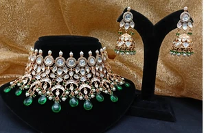 Gold Plated Bollywood Indian Style Kundan Fashion Jhumka Green Jewelry Set - Imagen 1 de 6