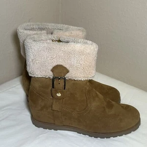Tommy Hilfiger Soffia2 Booties Womens Size 10 Suede Faux Fur Hidden Wedges NIB - Picture 1 of 10