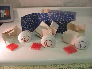 Vtg Lot of 3 NEW Coty Sweet Earth Cameo Pomander Floral Bouquet Fragrance Sachet - Picture 1 of 7