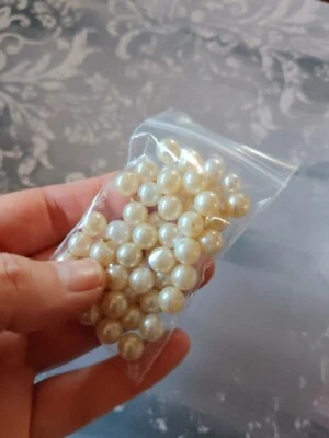 De colección 8 mm crema blanco imitación perla sobre cuentas de plástico duro para joyería .5 oz Foto 1 de 4