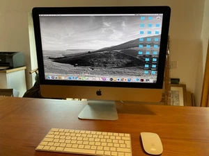Apple iMac 21.5 Inch LED (1tb HDD, Intel Core i5 3ghz, 16gb) - Silver 2017 - Afbeelding 1 van 11