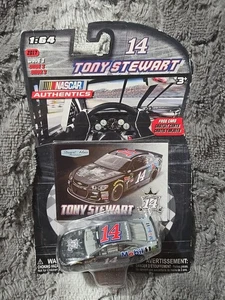 Nascar Authentics Tony Stewart #14 2017 Wave 3 1:64 - Bild 1 von 3