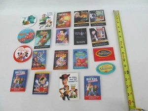 Vintage Pinback Button Lot - Disney Movie TV #2 Dumbo Mickey Hercules - Bild 1 von 1