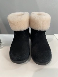 NIB UGG Toddler Girls Jorie II Shearling Boots 1003656T Black  Sz 9.5 - Picture 1 of 7