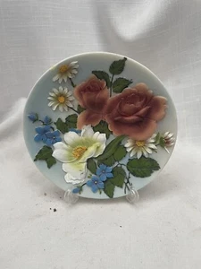 Plato de cerámica azul con soporte adorno de flores rojas blancas - Imagen 1 de 2