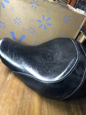 Yamaha XVS1300A V-Star 2009 Y382-1. sillín asiento conductor delantero Foto 1 de 4