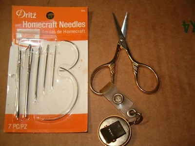 Gingher  Lions Tail Embroidery Scissors w Clip & Dritz Homecraft Needle Pack H76 - Image 1 of 3