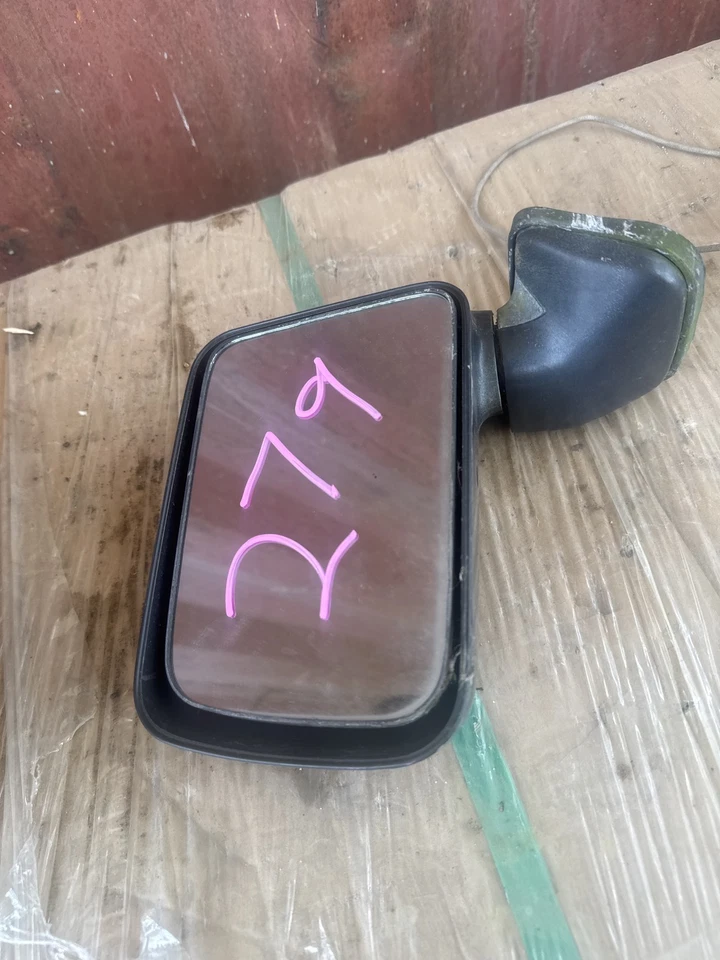 1990 Toyota 4Runner LH Passengers Mirror Power OEM 87940 RHD 90 91 92 93 94 95 - image 1 of 2