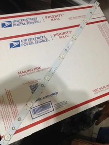 VIZIO  D32H-C1 LED Strip  LBM320P0701-GL-1 - Picture 1 of 1