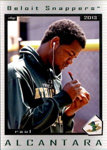 2013 Beloit Snappers Grandstand #1 Raul Alcantara Dominican Republic DR Card