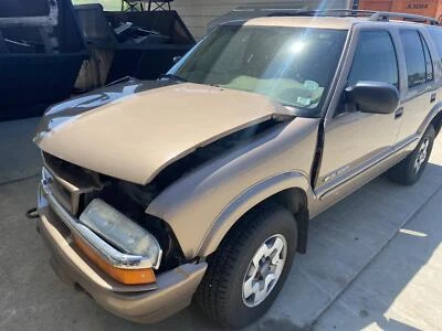 Used Fuel Pump fits: 2004 Chevrolet Blazer s10/jimmy s15 Pump Assembly 4 Dr Grad - Image 1 of 4