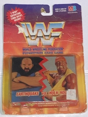 ¡Juego de cartas vintage 1990 WWF HASBRO WRESTLING SUPERSTARS HULK HOGAN VS TERREMOTO! Foto 1 de 4