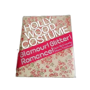 Hollywood Kostüm: Glamour, Glitzer, Romantik (A Balance House Buch) Hardcover - Bild 1 von 14