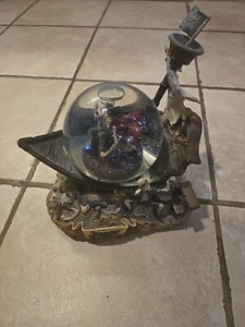Pirates of the Caribbean Disney Store Snowglobe Musical Snow Globe Disney World - Picture 1 of 24
