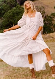 Spell and the Gypsy Lottie Gown Sz. M BNWT - Picture 1 of 8
