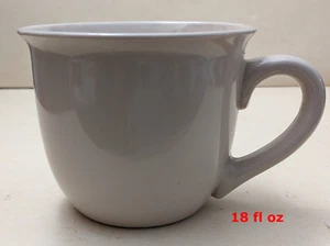 Taza de cerámica - Taza de café Godiva - Color beige grande - Alimentos gourmet de invierno - 18 fl oz. - Imagen 1 de 5