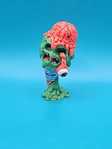 Zuru Minis MEGA GROSS SERIES 2 EYE SCREAM Bite Me Ice Cream OPEN - Picture 1 of 5