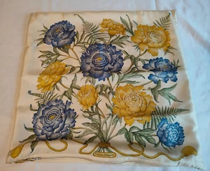 Salvatore Ferragamo Blume Floral Seide Köper 16” x 16” Kissenbezug - Bild 1 von 9